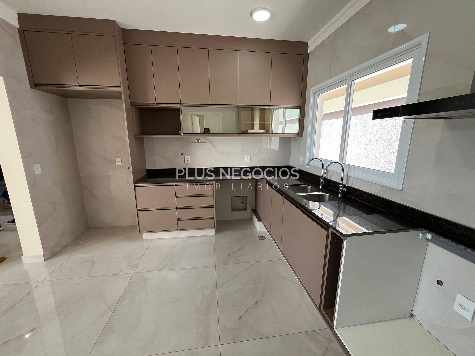 Casa, 4 quartos, 229 m² - Foto 31