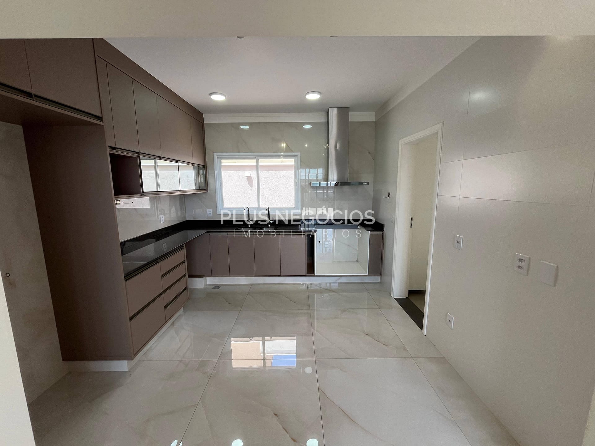 Casa, 4 quartos, 229 m² - Foto 34