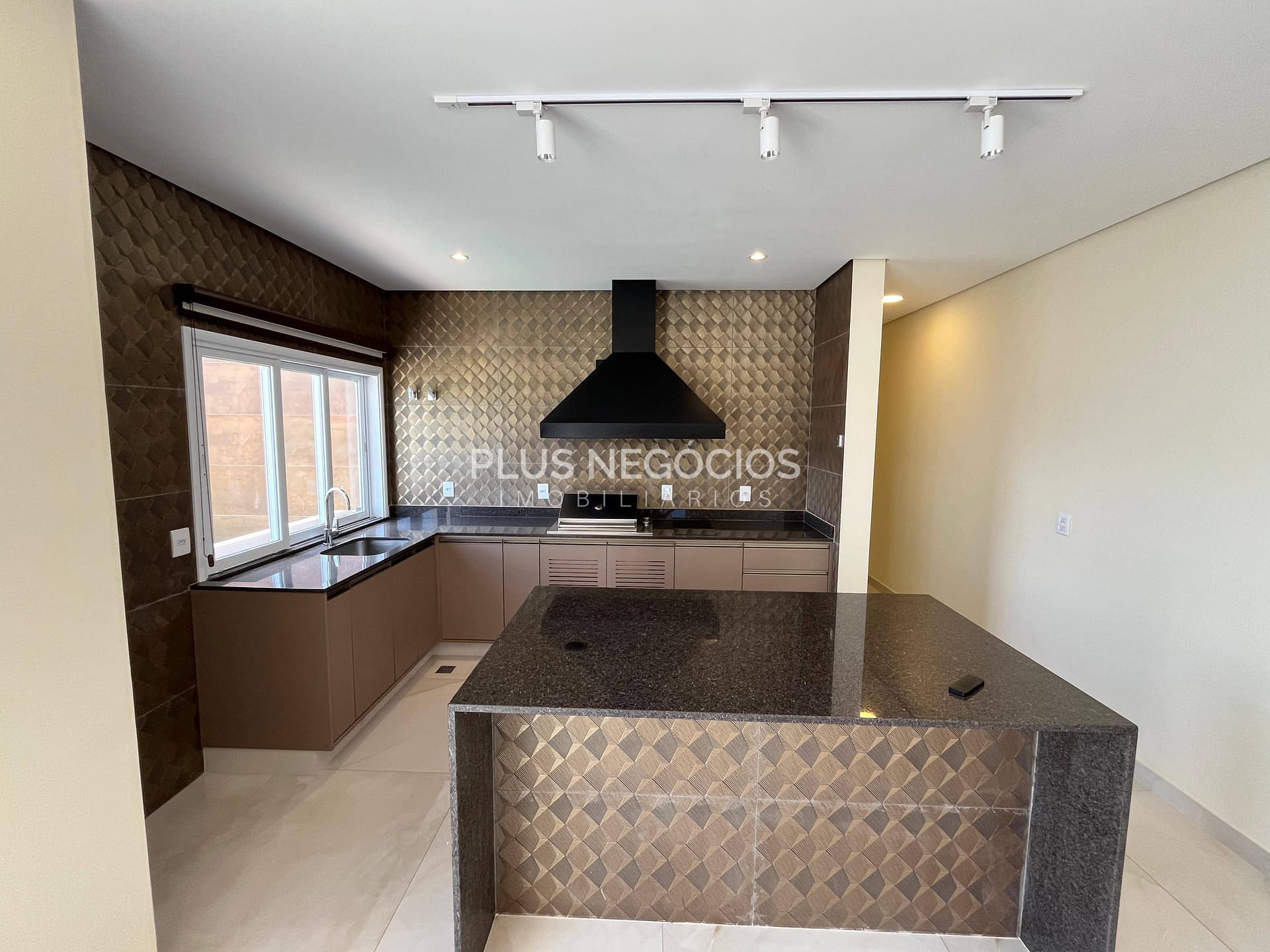 Casa, 4 quartos, 229 m² - Foto 37