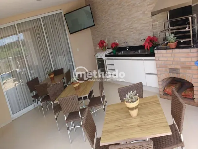 Casa com 598m² 3 quartos e 5 banheiros, à venda, no bairro Swiss Park em Campinas