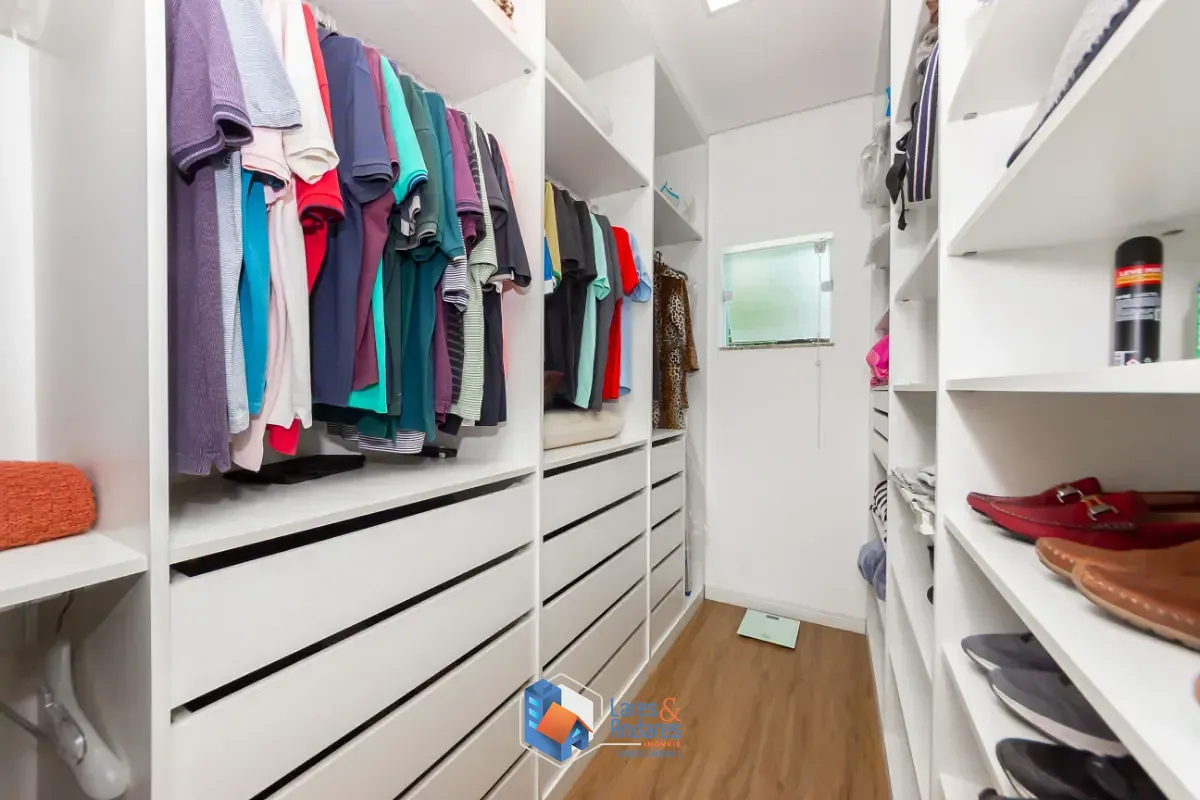 Casa, 3 quartos, 219 m² - Foto 40
