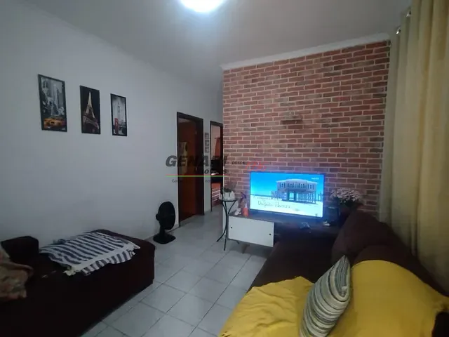 Casa com 250m² 2 quartos e 1 banheiro, à venda, no bairro Vila Rubens em Indaiatuba