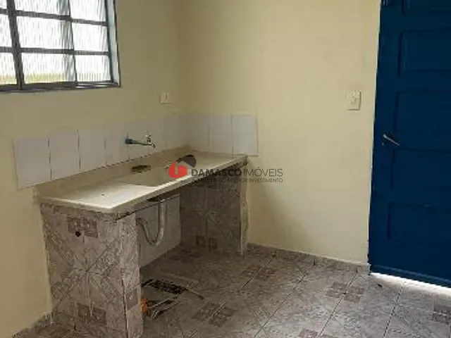 Casa com 300m² 2 quartos e 2 banheiros, à venda, no bairro Vila Junqueira em Santo André