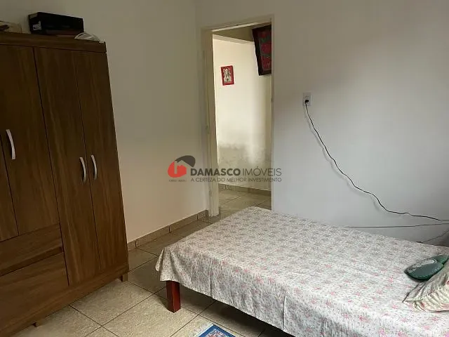 Casa com 300m² 2 quartos e 2 banheiros, à venda, no bairro Vila Junqueira em Santo André