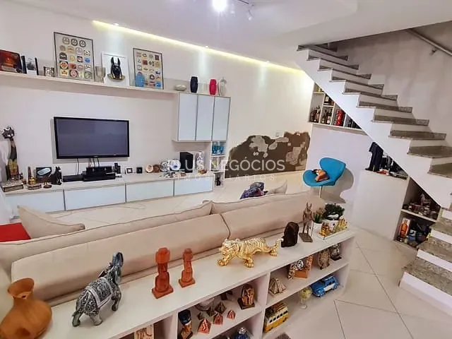 Casa com 200m² 3 quartos e 3 banheiros, à venda, no bairro Jardim Leocádia em Sorocaba