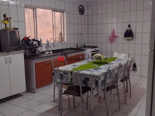 Casa com 250m² 2 quartos e 2 banheiros, à venda, no bairro Jardim Novo Carrão em São Paulo