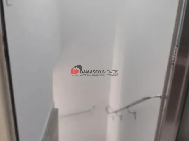 Casa com 250m² 2 quartos e 2 banheiros, à venda, no bairro Jardim Novo Carrão em São Paulo