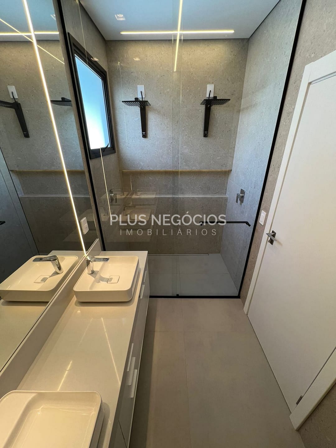 Casa, 3 quartos, 250 m² - Foto 9