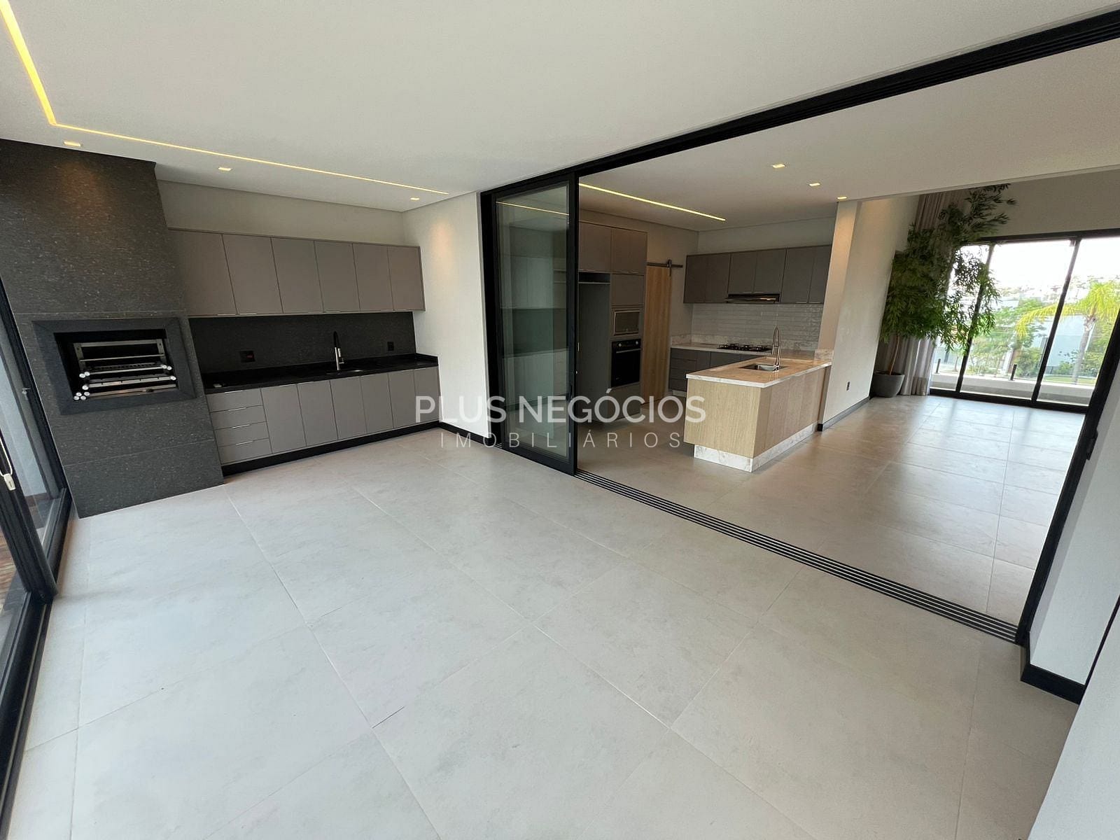 Casa, 3 quartos, 250 m² - Foto 10