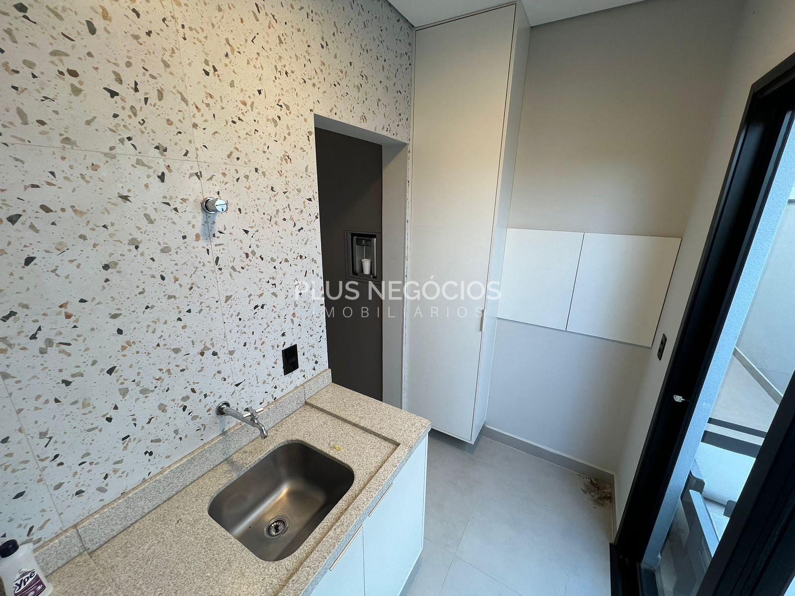 Casa, 3 quartos, 250 m² - Foto 15