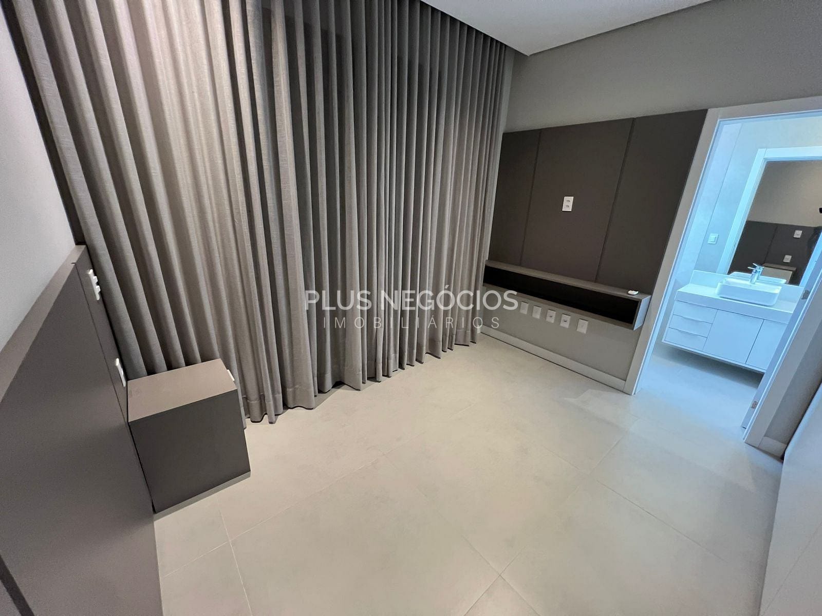 Casa, 3 quartos, 250 m² - Foto 16