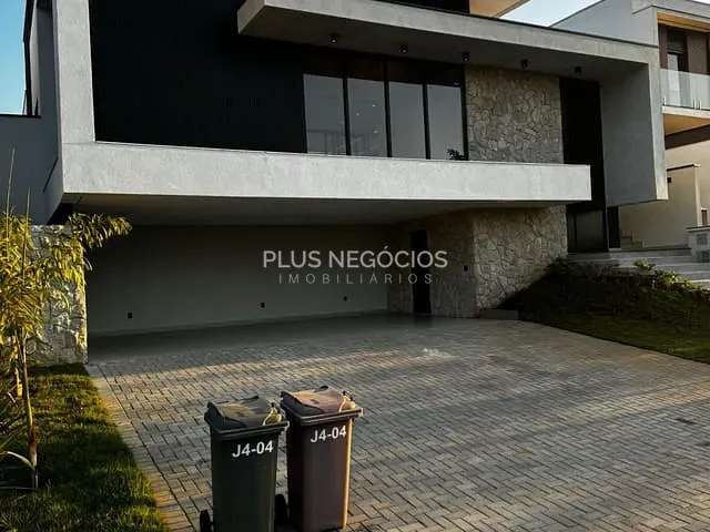 Casa com 473m² 3 quartos e 5 banheiros, para alugar, no bairro Alphaville Nova Esplanada em Votorantim