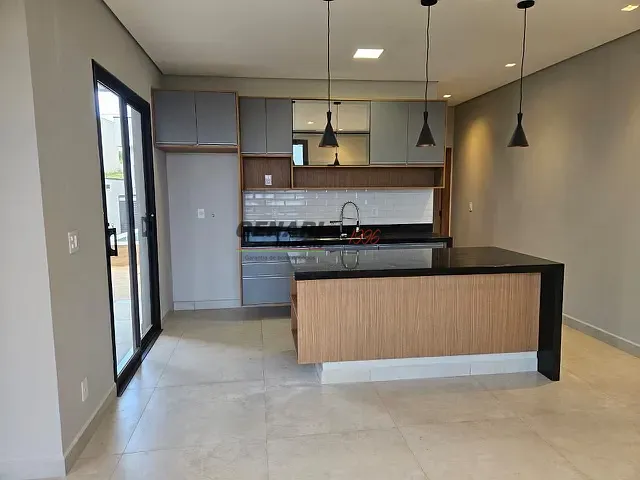 Casa com 208m² 3 quartos e 3 banheiros, à venda, no bairro Loteamento Park Gran Reserve em Indaiatuba