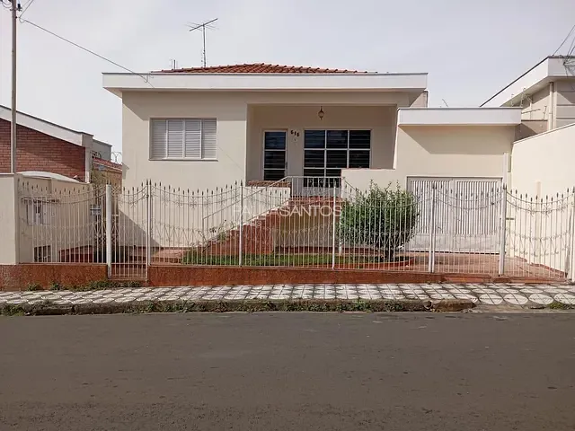Casa 4 quartos e 2 banheiros, à venda, no bairro Jardim Santa Rosália em Sorocaba