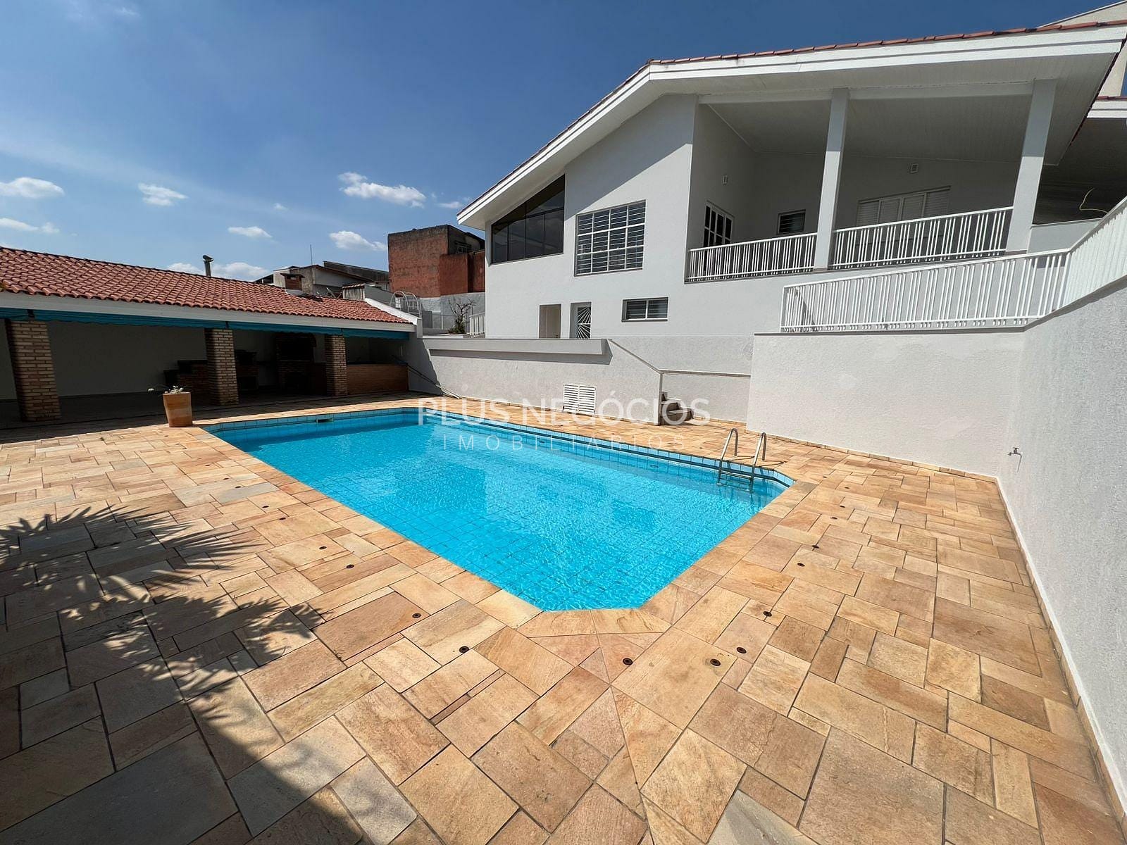 Casa, 3 quartos, 380 m² - Foto 2