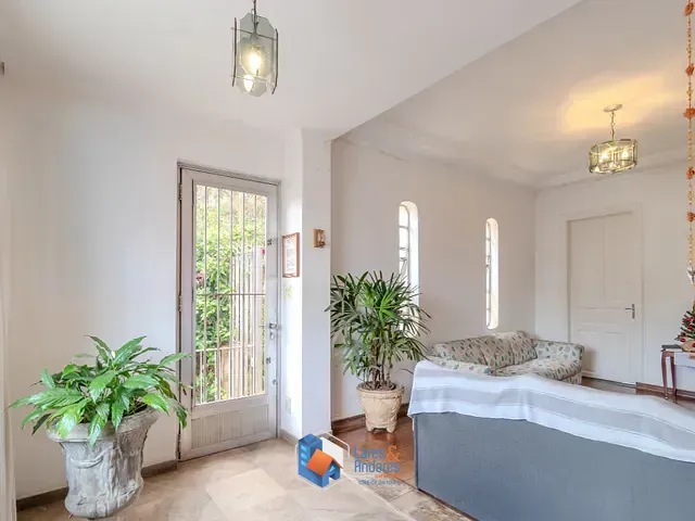 Casa com 410m² 4 quartos e 2 banheiros, à venda, no bairro Bosque da Saúde em São Paulo