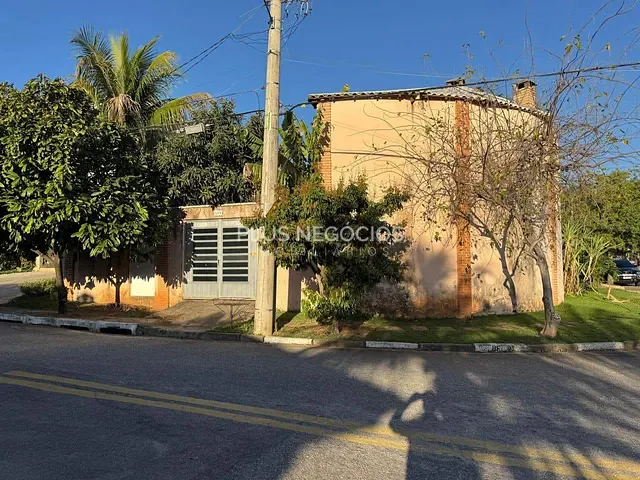 Casa com 442m² 3 quartos e 3 banheiros, à venda, no bairro Jardim Ibiti do Paço em Sorocaba