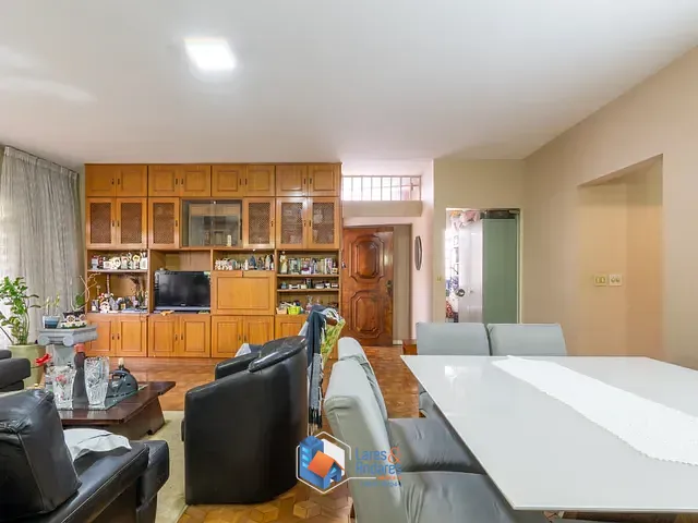 Casa com 414m² 3 quartos e 2 banheiros, à venda, no bairro Jardim Jussara em São Paulo