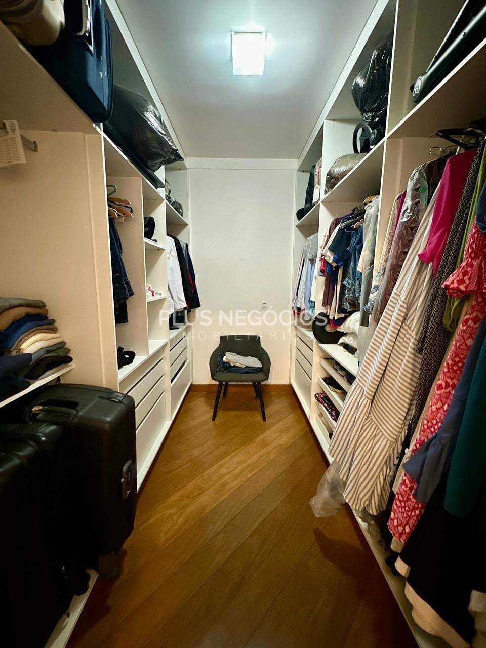 Casa, 4 quartos, 478 m² - Foto 41