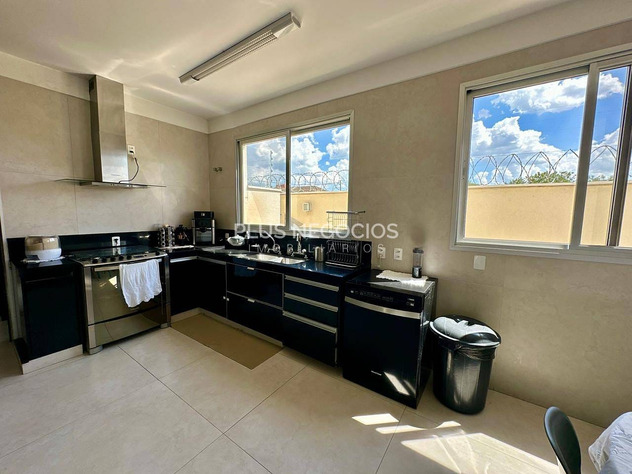 Casa, 4 quartos, 478 m² - Foto 30