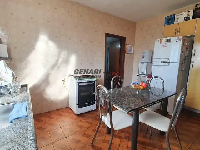Casa com 250m² 3 quartos e 1 banheiro, à venda, no bairro Jardim Itamaracá em Indaiatuba
