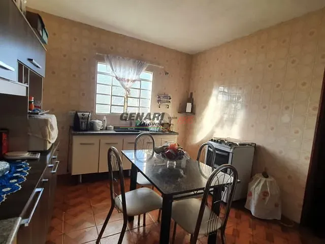 Casa com 250m² 3 quartos e 1 banheiro, à venda, no bairro Jardim Itamaracá em Indaiatuba