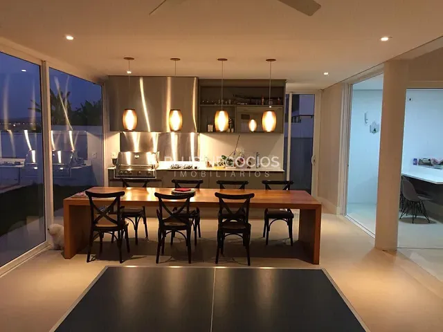 Casa com 1200m² 4 quartos e 8 banheiros, à venda, no bairro Parque Reserva Fazenda Imperial em Sorocaba
