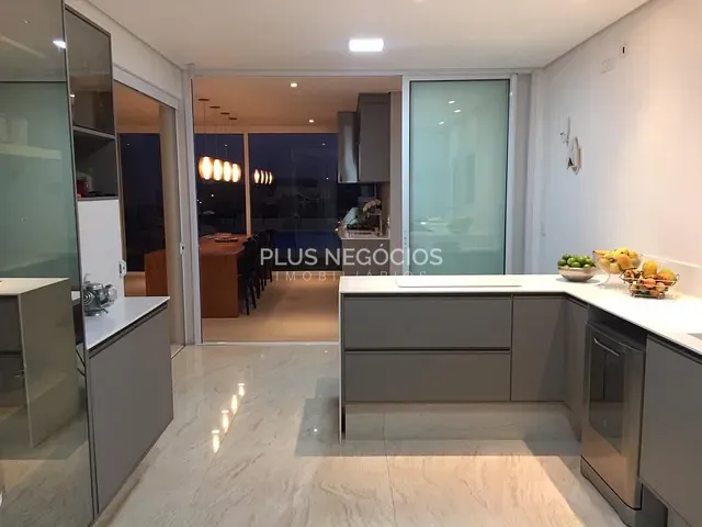 Casa com 1200m² 4 quartos e 8 banheiros, à venda, no bairro Parque Reserva Fazenda Imperial em Sorocaba