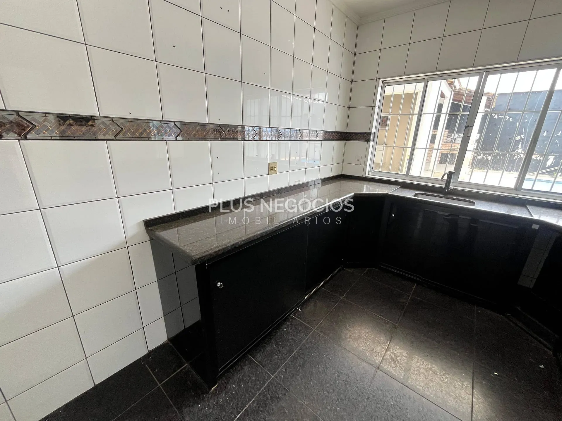 Casa, 4 quartos, 300 m² - Foto 14