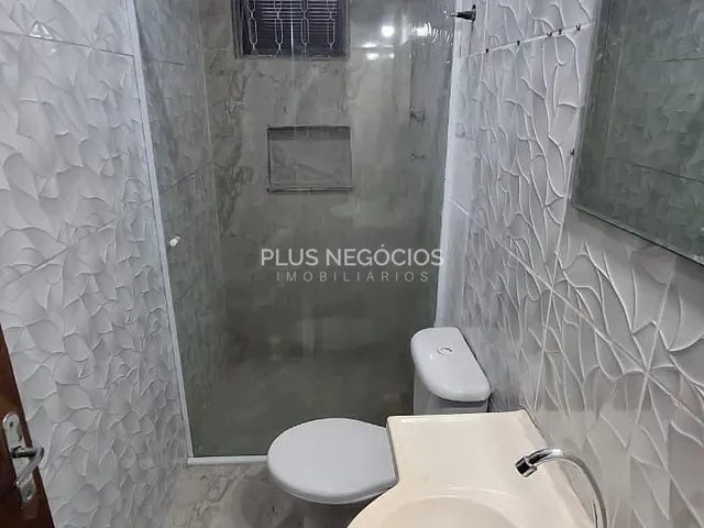 Casa com 250m² 3 quartos e 1 banheiro, à venda, no bairro Parque Ouro Fino em Sorocaba