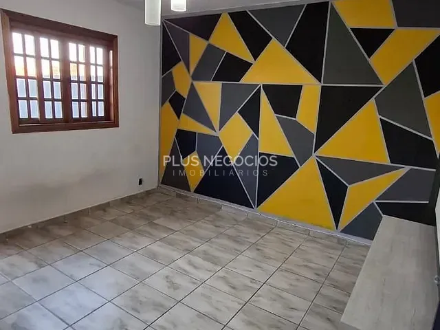 Casa com 250m² 3 quartos e 1 banheiro, à venda, no bairro Parque Ouro Fino em Sorocaba