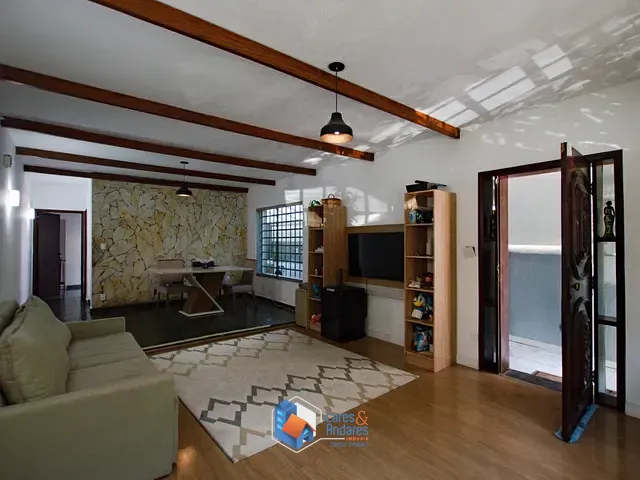 Casa com 217m² 5 quartos e 4 banheiros, à venda, no bairro Vila Madalena em São Paulo