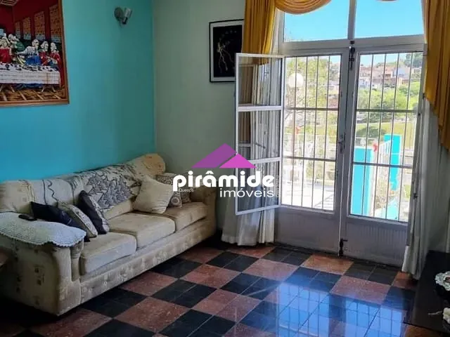 Casa com 924m² 4 quartos e 5 banheiros, à venda, no bairro Monte Castelo em São José dos Campos