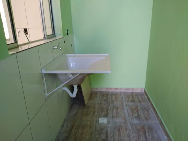 Casa com 132m² 2 quartos e 1 banheiro, à venda, no bairro Mantiqueira em Pindamonhangaba