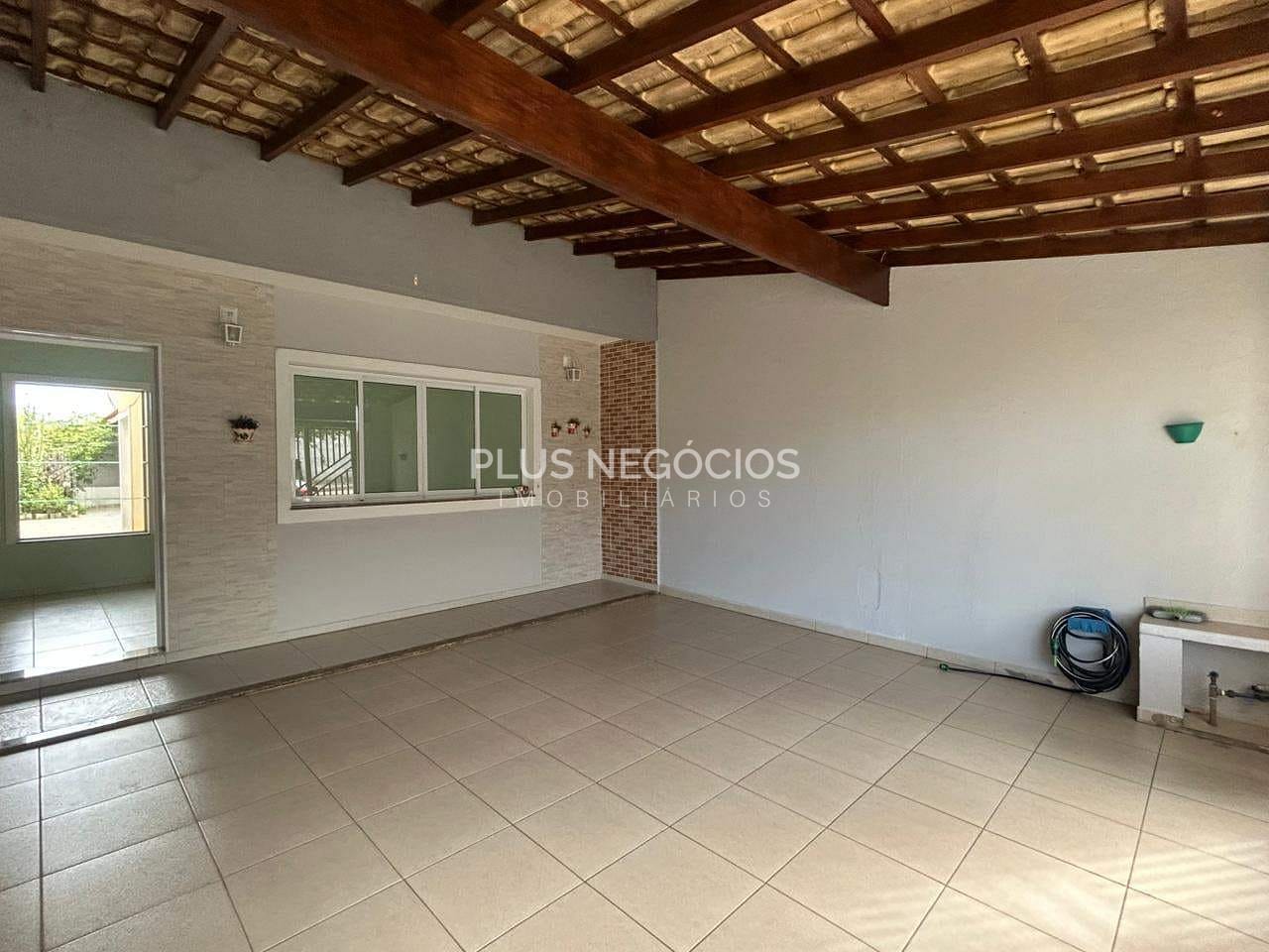 Casa, 3 quartos, 152 m² - Foto 2