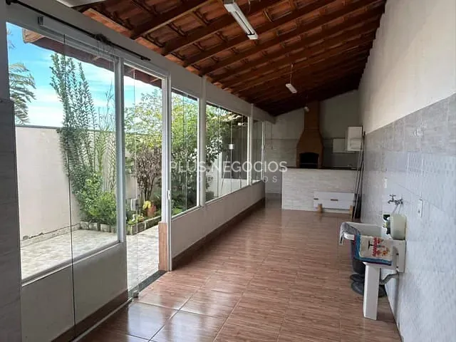 Casa 3 quartos e 3 banheiros, à venda, no bairro Jardim Vila São Domingos em Sorocaba