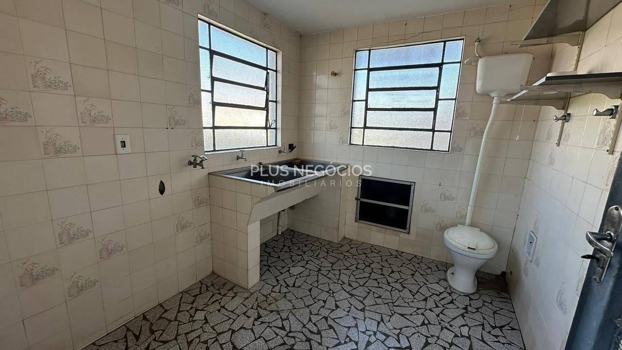 Casa, 5 quartos, 350 m² - Foto 5