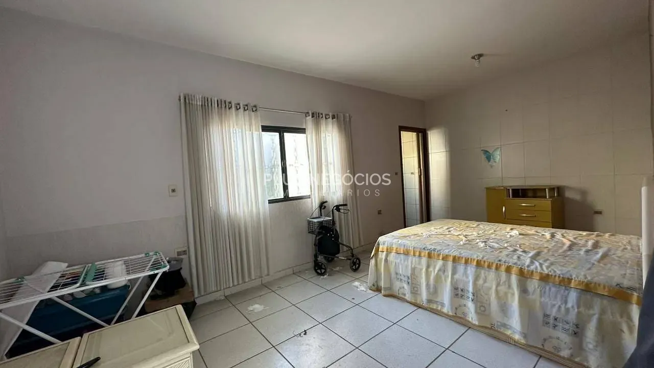 Casa, 5 quartos, 350 m² - Foto 9