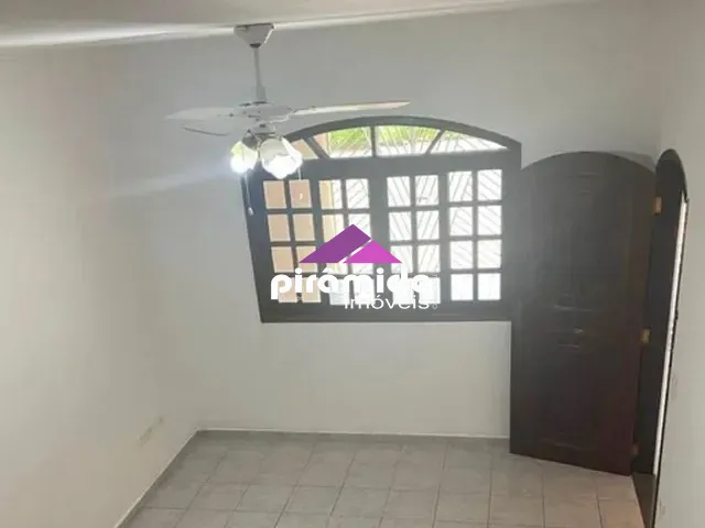 Casa com 125m², à venda, no bairro Jardim das Indústrias em São José dos Campos
