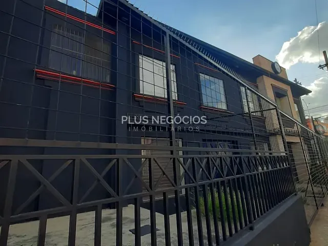Casa com 384m², à venda, no bairro Jardim Vila Inglesa em Sorocaba