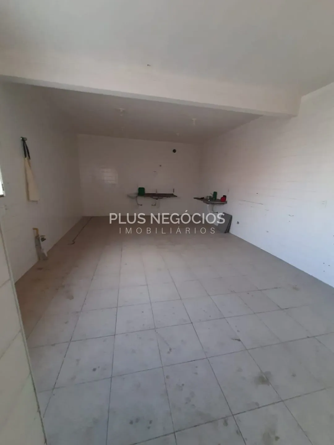 Casa, 1 quarto, 377 m² - Foto 5