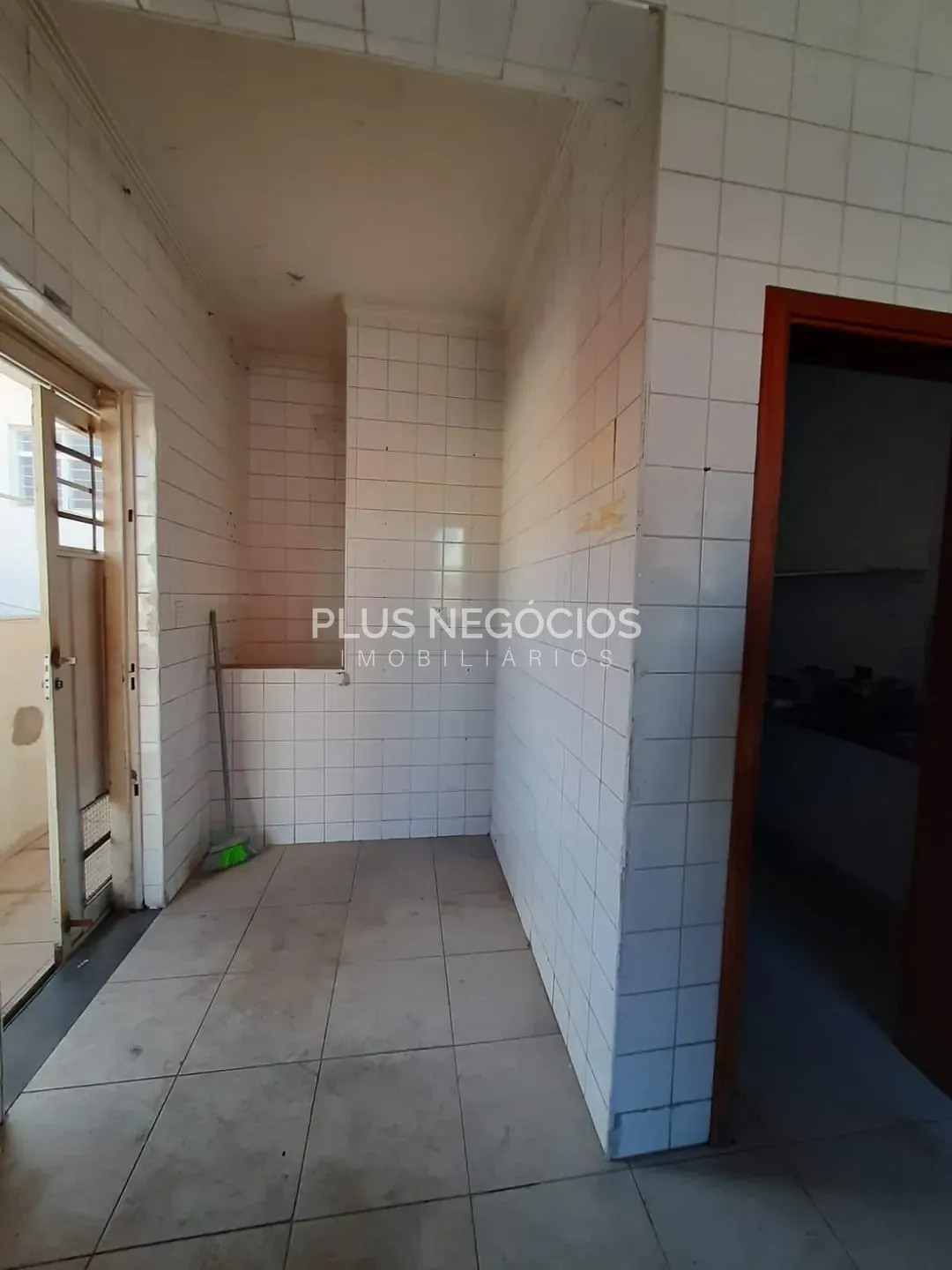 Casa, 1 quarto, 377 m² - Foto 15