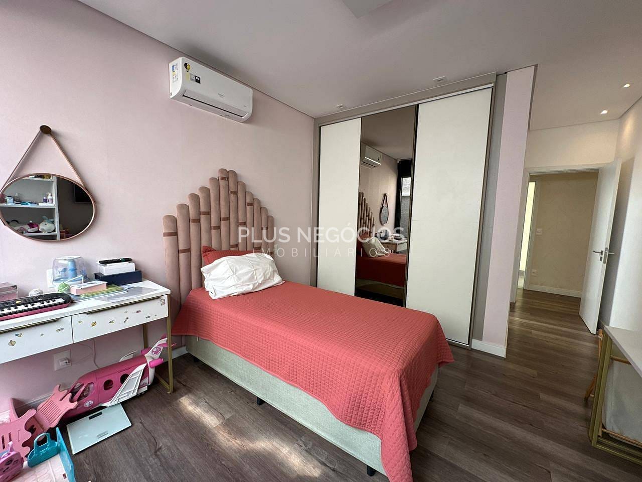 Casa, 3 quartos, 260 m² - Foto 30