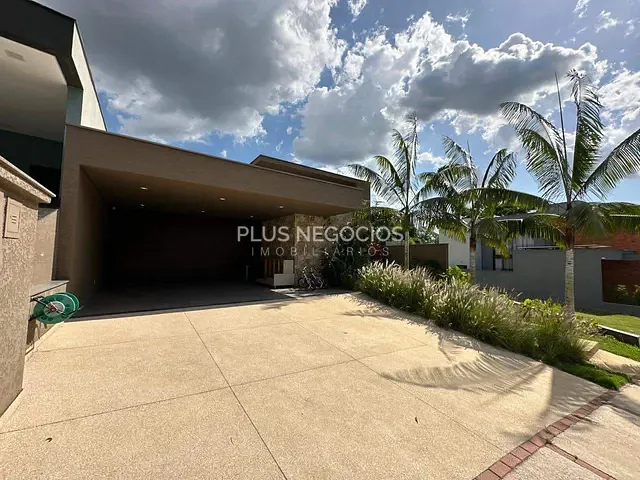 Casa com 554m² 3 quartos e 4 banheiros, à venda, no bairro Green Valley em Votorantim