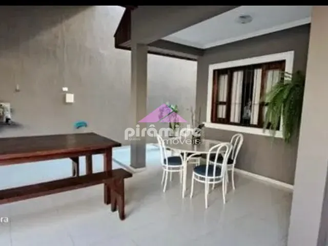 Casa com 139m² 4 quartos e 4 banheiros, à venda, no bairro Urbanova em São José dos Campos