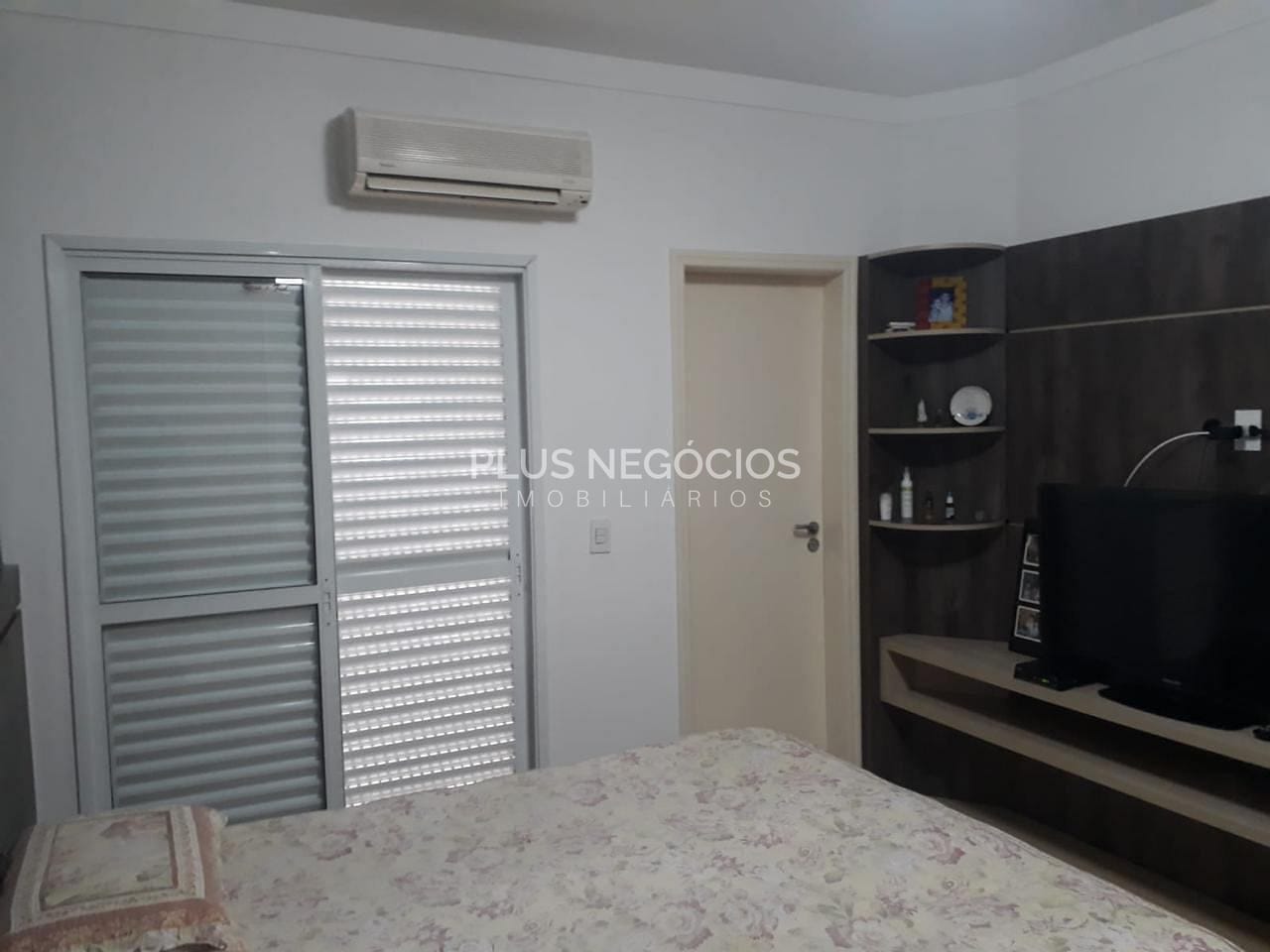 Casa, 3 quartos, 214 m² - Foto 8