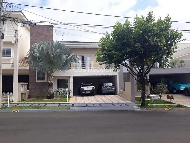 Casa com 300m² 3 quartos e 4 banheiros, à venda, no bairro Parque Residencial Villa dos Inglezes em Sorocaba