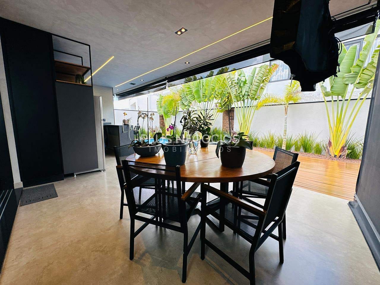 Casa, 3 quartos, 222 m² - Foto 12