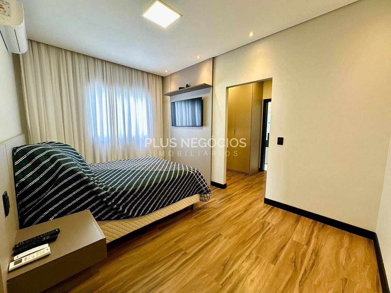 Casa, 3 quartos, 222 m² - Foto 18