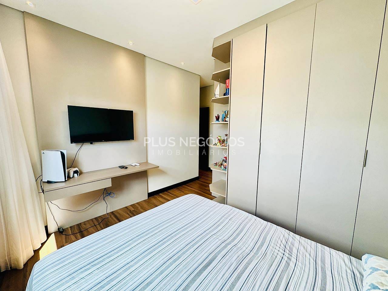 Casa, 3 quartos, 222 m² - Foto 23